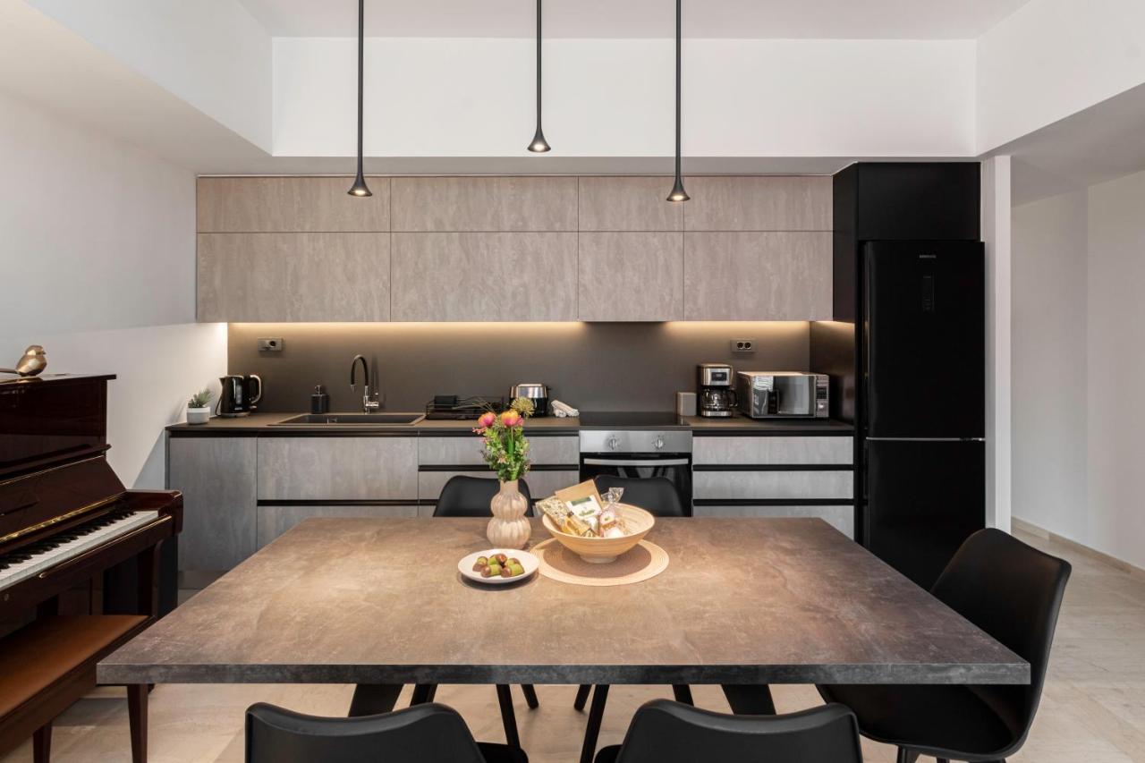 Chania City Luxury Dreams Apartment In The Heart Of Chania Bagian luar foto