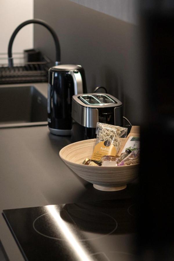 Chania City Luxury Dreams Apartment In The Heart Of Chania Bagian luar foto